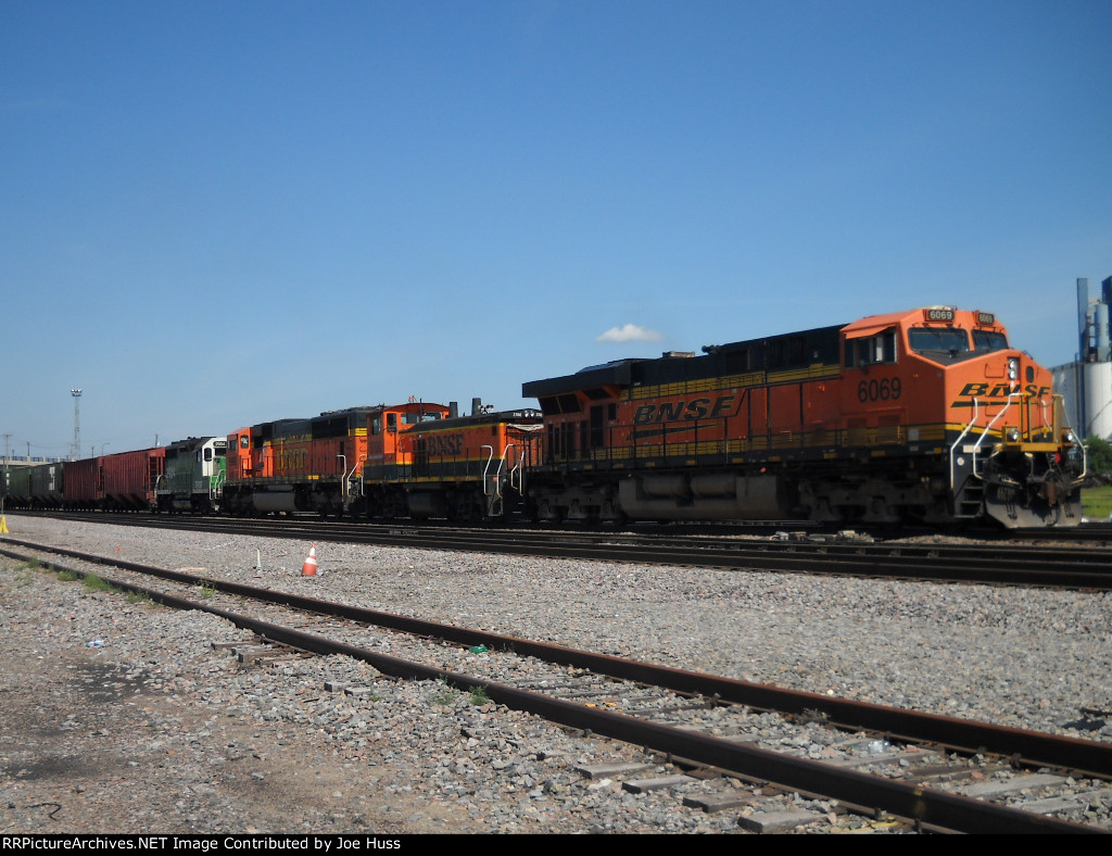 BNSF 6069 West